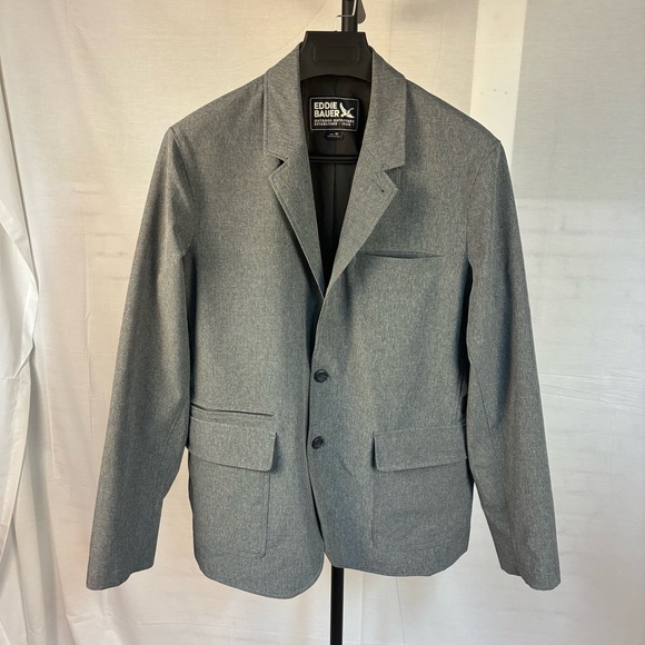 Eddie Bauer Travex Ultimate Voyager Gray Travel Blazer 42
